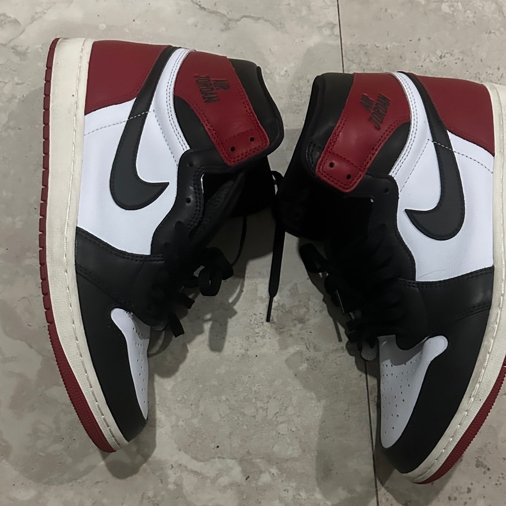 Jordan 1 retro high OG - Picture 4 of 4
